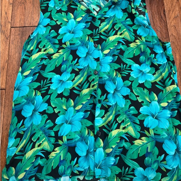 Floral Sleeveless Top - Green - Picture 7 of 9